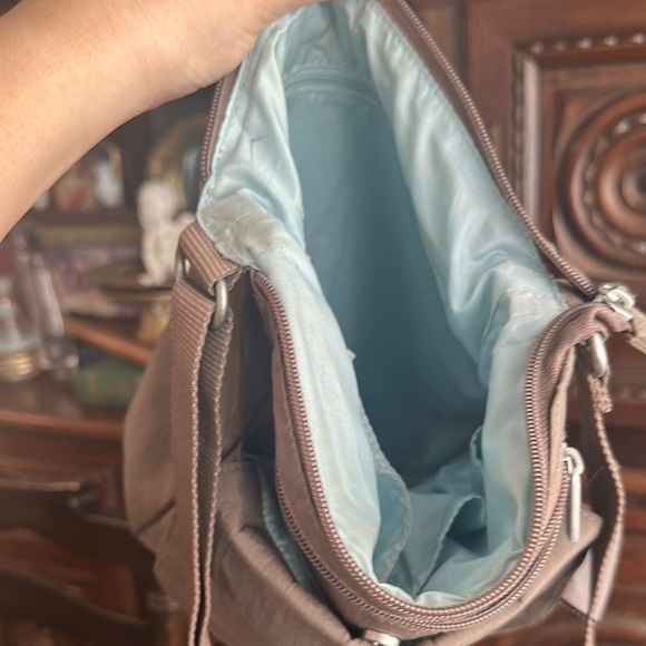 Baggallini Tan Crossbody Bag - Picture 7 of 11